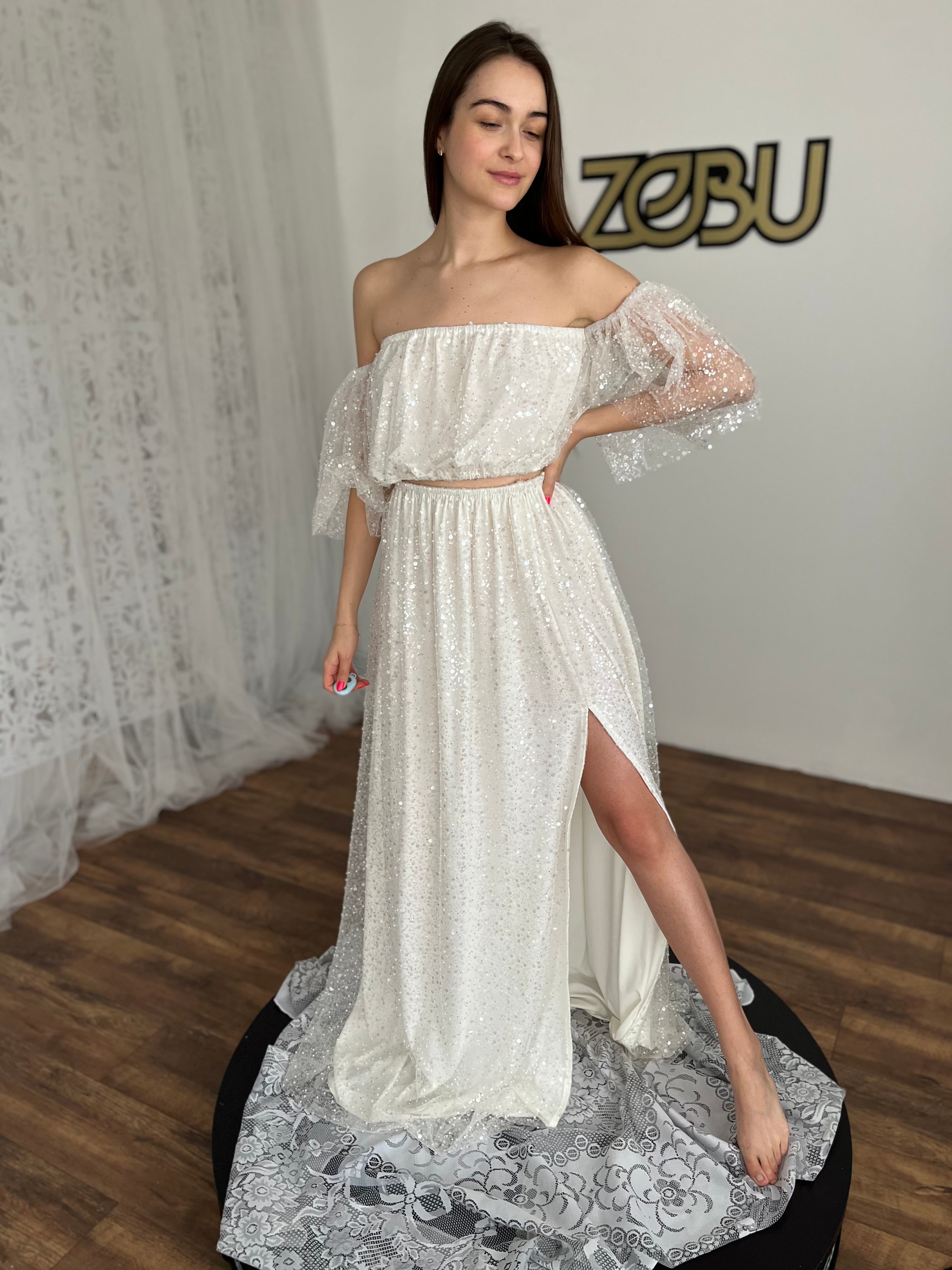 kismama ruha bérlés, alkalmi kismama ruha kölcsönzés, elegáns kismama ruha bérlés, kismama fotózás ruha bérlés, kismama esküvői ruha bérlés, különleges kismama ruha kölcsönzés, bérelhető menyasszonyi ruha 2025 kollekció, menyasszonyi ruha kölcsönző, fotózáshoz kismama ruha bérlés budapest, stílusos kismama ruha esküvőre, csipkés menyasszonyi ruha bérlés, kényelmes menyasszonyi ruha terhes nőknek